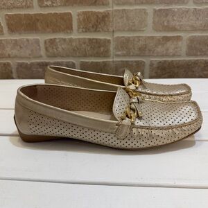 Stuart Weitzman Gold Metallic Leather Chain Driving Loafers Designer Flats 9.5